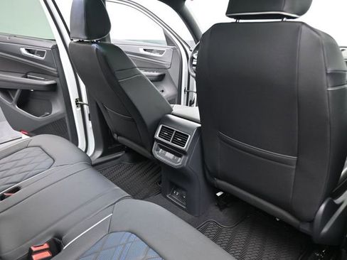 New 2026 Volkswagen Atlas Cross Sport SEL Premium R-Line image 29