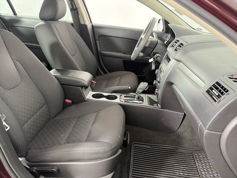 Used 2011 Ford Fusion SE image 29