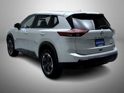 Certified 2025 Nissan Rogue SV AWD/4WD image 7