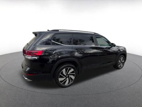 Used 2025 Volkswagen Atlas SE image 15