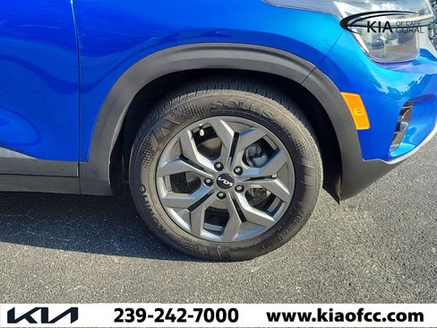Certified 2024 Kia Seltos S FWD image 7