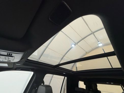 Used 2021 Chevrolet Tahoe LT image 44