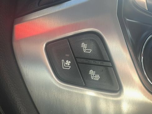 Used 2018 GMC Sierra 1500 SLT image 19