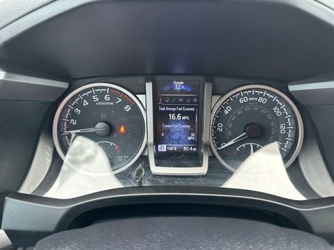 Used 2021 Toyota Tacoma SR5 image 20