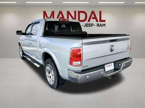 Used 2018 RAM 1500 Laramie w/ Convenience Group AWD/4WD image 7