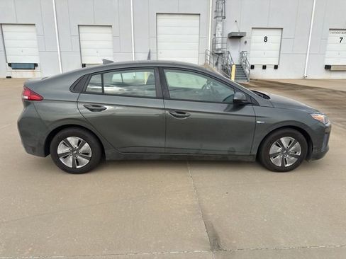 Used 2020 Hyundai Ioniq Blue image 7