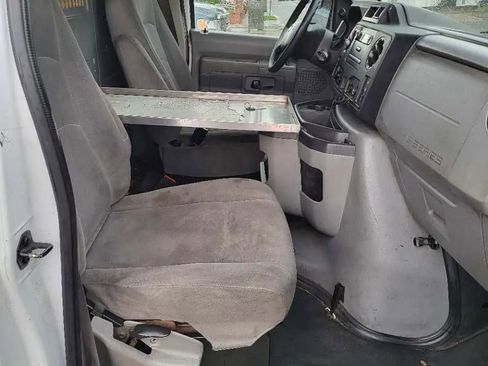 Used 2012 Ford E-250 and Econoline 250 w/ PWR Group RWD image 14