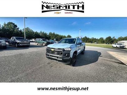 New 2025 Chevrolet Colorado W/T w/ WT Custom Package
