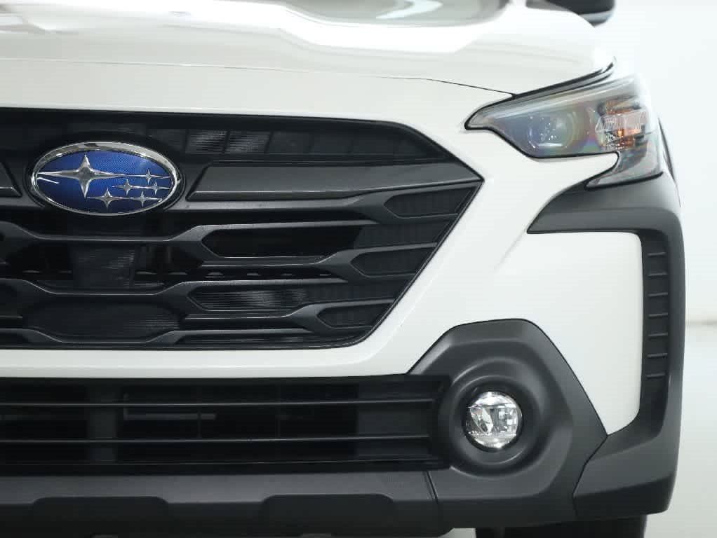 Certified 2025 Subaru Outback Premium w/ Popular Package #1A AWD/4WD image 7
