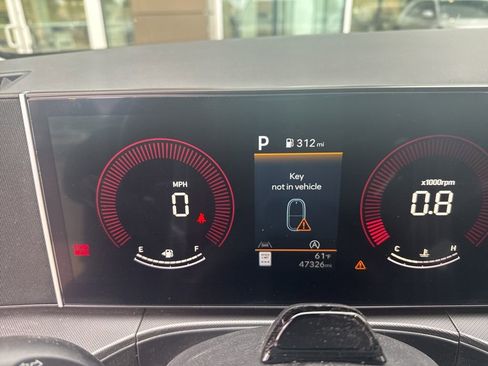 Used 2024 Hyundai Santa Fe XRT AWD/4WD image 13