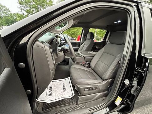 Used 2022 Chevrolet Silverado 1500 Custom w/ LPO, Dark Essentials Package AWD/4WD image 15