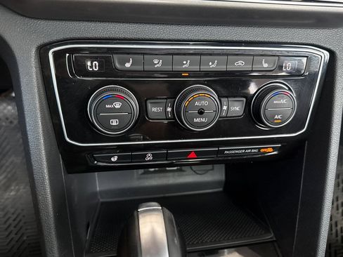 Used 2019 Volkswagen Atlas SEL AWD/4WD image 28