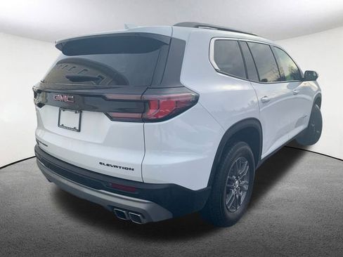 Used 2025 GMC Acadia Elevation image 13