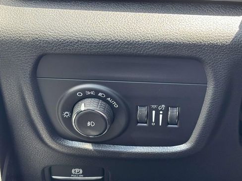New 2026 Jeep Grand Cherokee L Limited AWD/4WD image 19