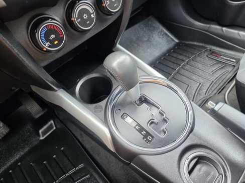 Used 2014 Mitsubishi Outlander Sport ES FWD image 11