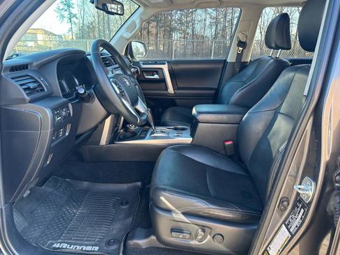 Used 2018 Toyota 4Runner Limited image 27