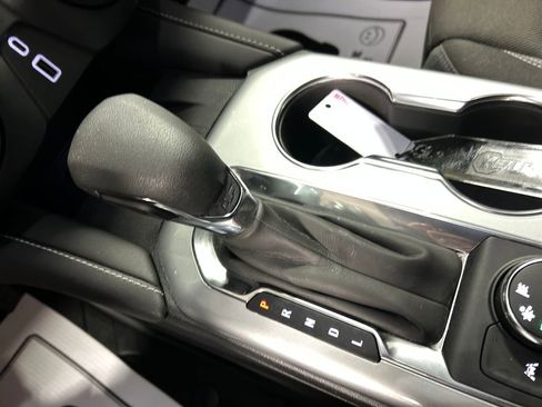 Used 2024 Chevrolet Blazer LT w/ Convenience Package image 20