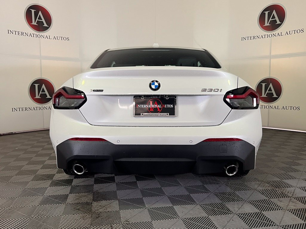 New 2026 BMW 230i xDrive Coupe w/ Convenience Package AWD/4WD image 7