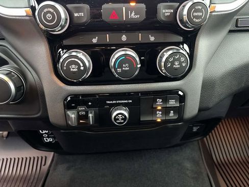 New 2026 RAM 1500 4x4 Crew Cab image 11