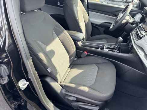 Used 2025 Jeep Compass Sport AWD/4WD image 26
