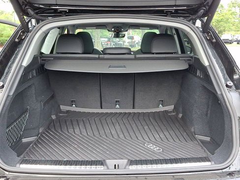 Used 2025 Audi Q5 Prestige AWD/4WD image 29