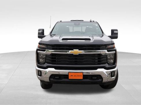 New 2025 Chevrolet Silverado 3500 LT w/ All Star Edition image 8