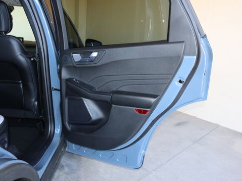 New 2025 Ford Escape SE w/ PHEV Premium Package image 44