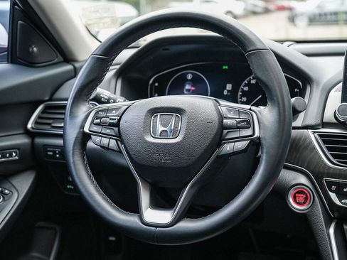 Used 2022 Honda Accord Touring image 14