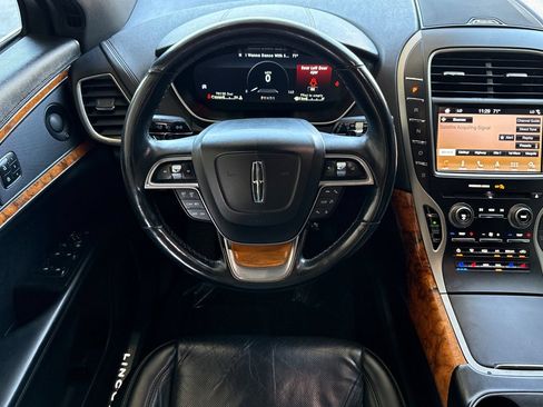Used 2019 Lincoln Nautilus Reserve AWD/4WD image 15
