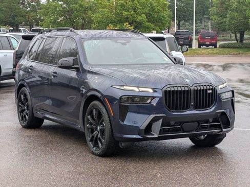 Used 2026 BMW X7 M60i AWD/4WD image 8