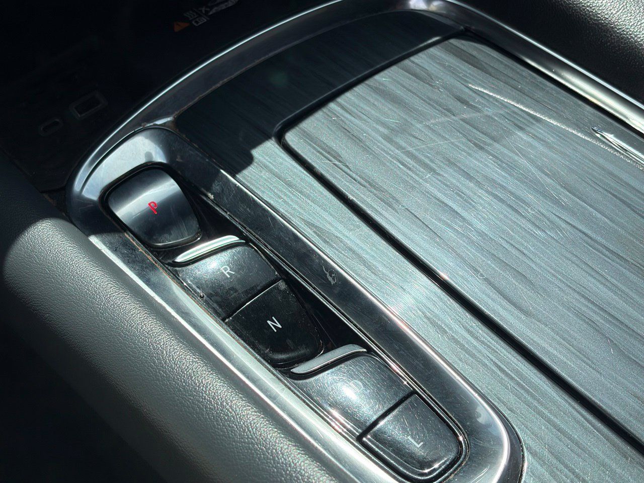 Used 2022 Buick Enclave Premium FWD image 8