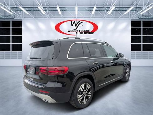 Used 2025 Mercedes-Benz GLB 250 image 3
