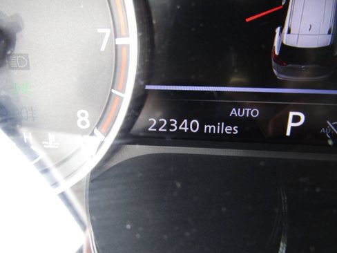 Used 2025 Nissan Rogue SV AWD/4WD image 18