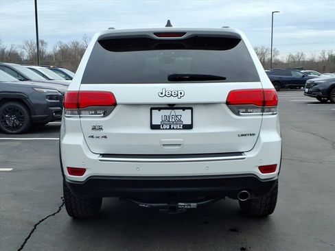 Used 2018 Jeep Grand Cherokee Limited image 31