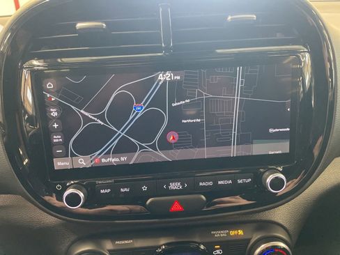 Used 2023 Kia Soul S image 12