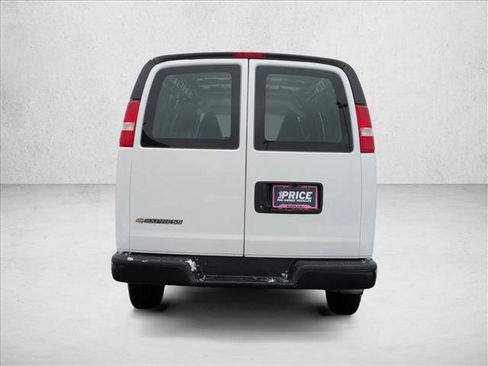 Used 2021 Chevrolet Express 2500 Extended w/ Driver Convenience Package image 6