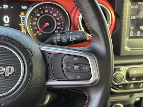 Used 2021 Jeep Wrangler Rubicon AWD/4WD image 22