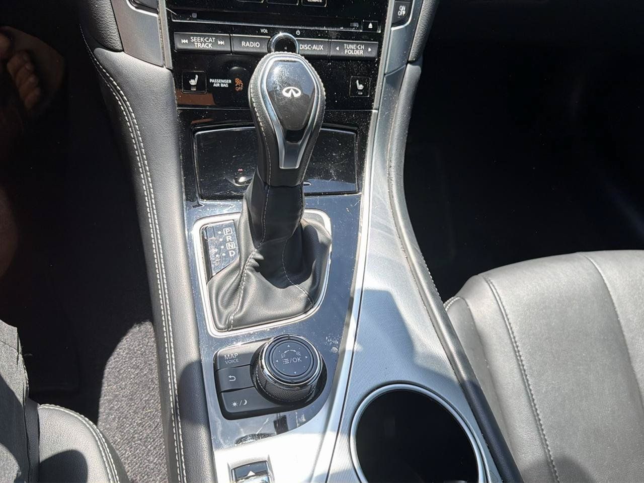 Used 2017 INFINITI Q60 3.0t w/ Premium Plus Package 3.0T RWD image 17