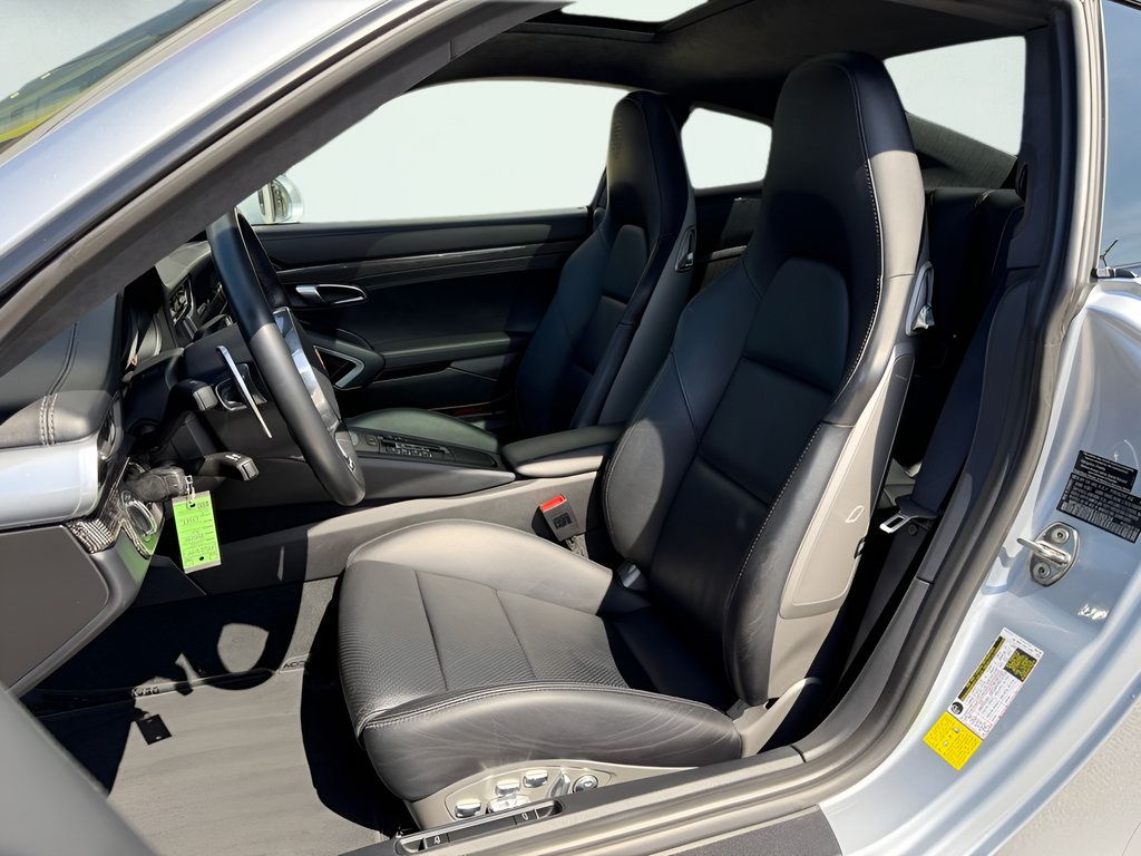Used 2014 Porsche 911 Turbo AWD/4WD image 22