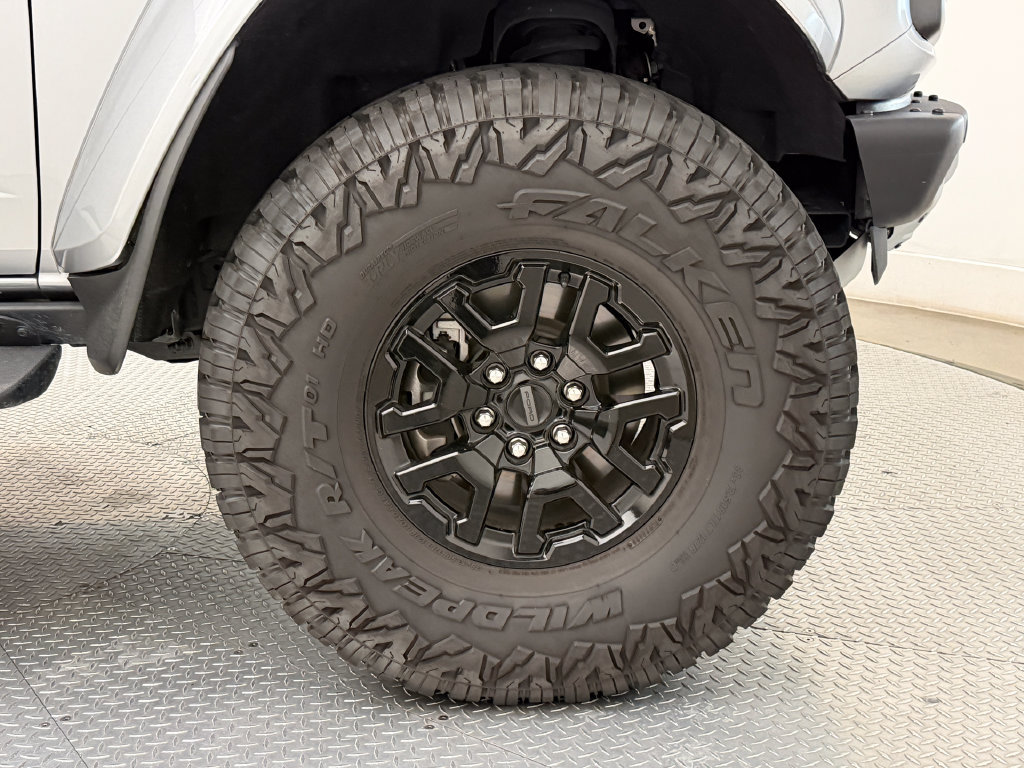 Used 2024 Ford Bronco Raptor w/ Interior Carbon Fiber Pack 6 AWD/4WD image 11