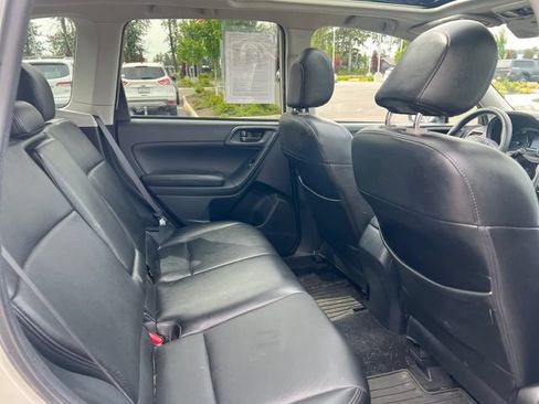 Used 2017 Subaru Forester 2.5i Premium AWD/4WD image 18