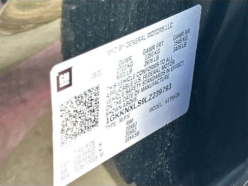 Used 2020 GMC Acadia Denali w/ Technology Package image 34