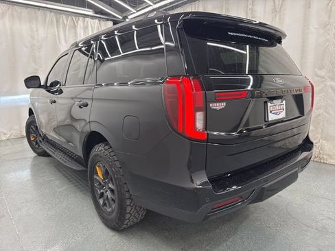 Used 2025 Ford Expedition Tremor AWD/4WD image 6