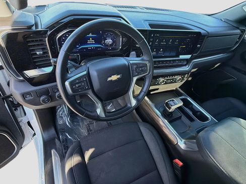 Used 2023 Chevrolet Silverado 1500 LT RWD image 25
