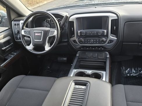 Used 2018 GMC Sierra 1500 SLE w/ SLE Value Package image 29