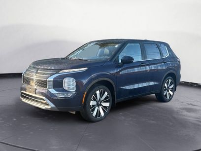 New 2026 Mitsubishi Outlander SE
