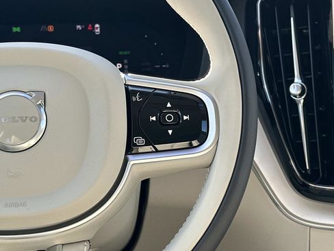 New 2026 Volvo XC60 T8 Ultra w/ Protection Package Premier image 9