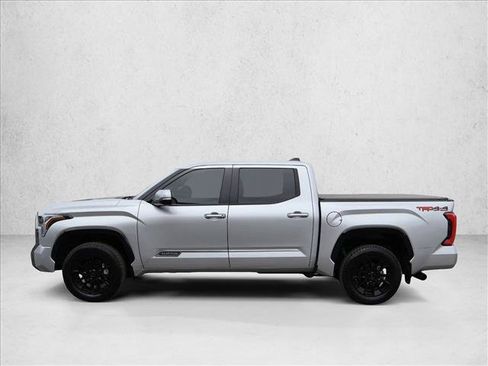 Used 2025 Toyota Tundra Platinum AWD/4WD image 9