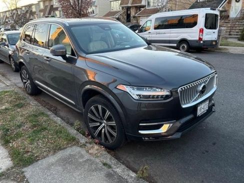 Used 2024 Volvo XC90 B5 Plus w/ Protection Package image 1