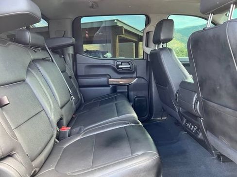 Used 2021 Chevrolet Silverado 1500 LT w/ Convenience Package II AWD/4WD image 18